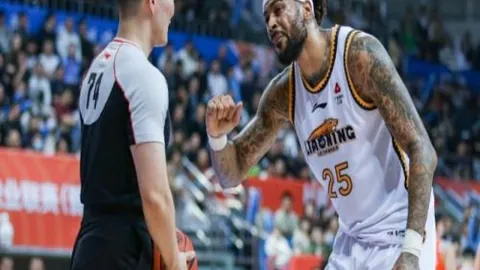 皇马被西班牙节目导演抨击：胜利之下争议不断